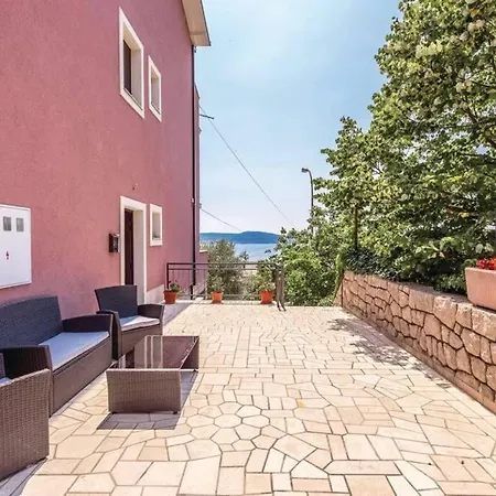 Bella Vista Apartment